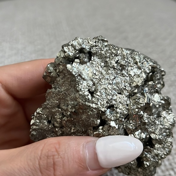 Pyrite Chunk for Abundance Crystal Healing - Picture 6 of 9